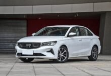 جيلي-أوتوموبيليتي-تعلن-الأسعار-الرسمية-وتفتح-باب-الحجز-لطرازي-“كولراي”-و”إمجراند”-في-السوق-المصري