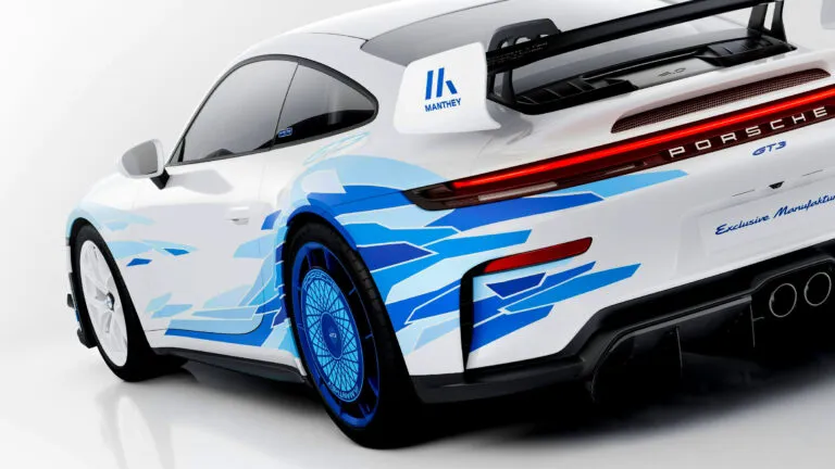 بورشه-911-gt3-بنسخة-يابانية-خاصة…-تفاصيل-مستوحاة-من-الحرفية-التقليدية