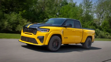 ram-rumble-bee-srt-2027-الجديدة-كلياً:-شاحنة-بقوة-777-حصاناً-تتفوّق-على-bmw-m3-في-التسارع