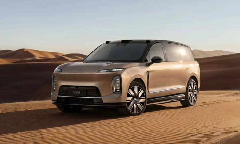 nio-es9-الجديدة-كلياً:-suv-كهربائية-فاخرة-بقوة-697-حصاناً-وتبديل-بطارية-في-3-دقائق-بسعر-57-ألف-دولار