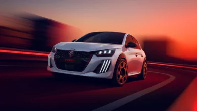 بيجو-e-208-gti-الجديدة-تعيد-أسطورة-gti-إلى-الحياة.-ولكن-هذه-المرة-بالكهرباء